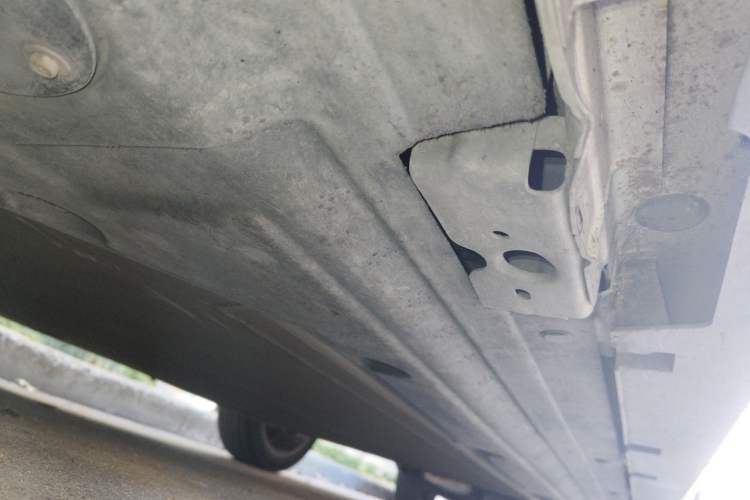 Used Geometry A 2019 High-Performance Standard Range Power Edition Chassis Front Left