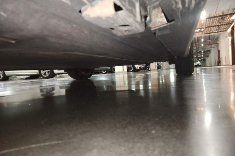 Used Geometry A 2019 Upgraded Model High-Performance Standard Range Power Cube Version Chassis Front Left