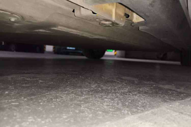 Used Geometry A 2019 High-Value Standard Range Square Edition Chassis Front Left