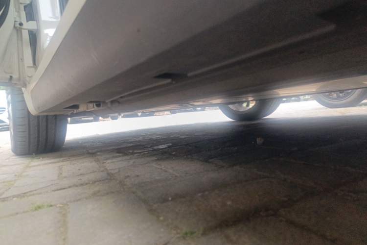 Used Geometry A 2019 High-Energy Ultra-Long Range Cube Edition Chassis Front Left
