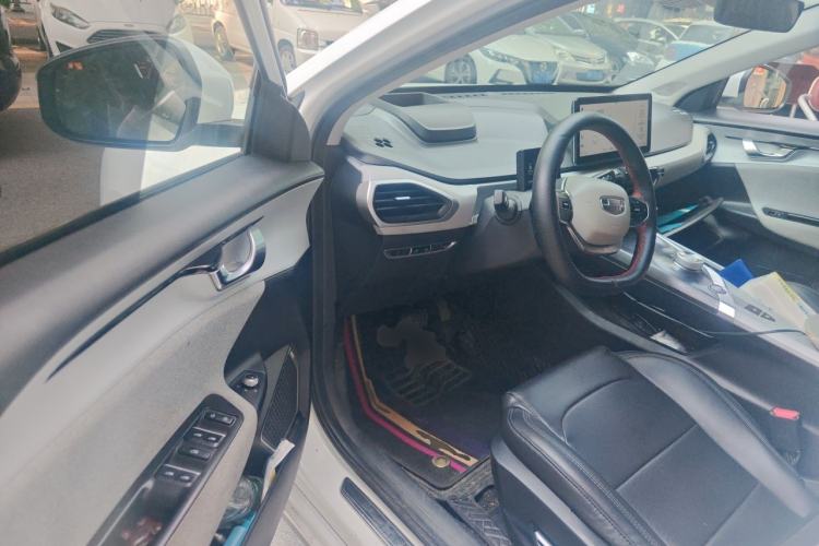 Used Geometry A 2019 High-Performance Standard Range Power Edition Driver Seat