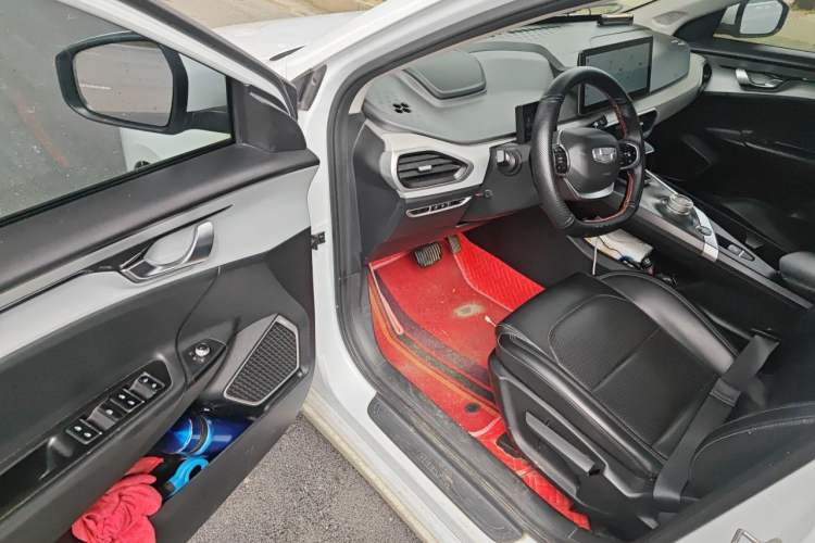 Used Geometry A 2019 Upgraded Model High-Resolution Standard Range Square Edition Driver Seat