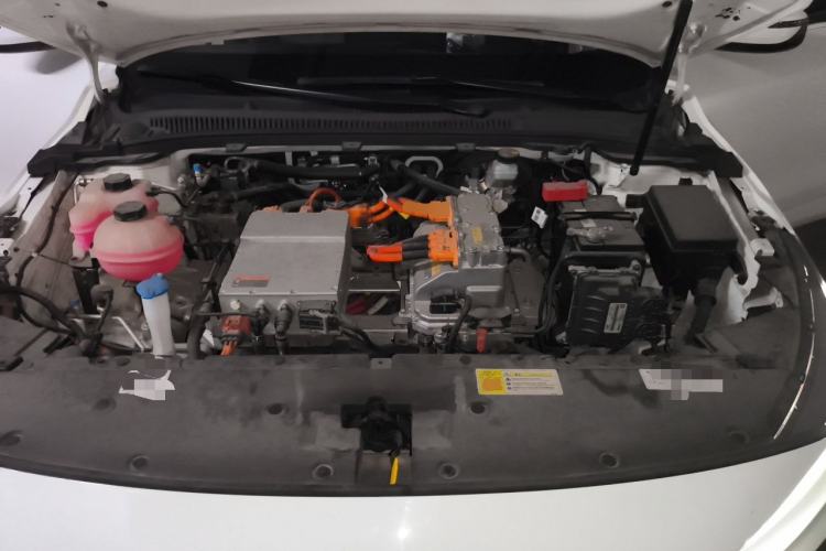 Used Geometry A 2019 High-Value Standard Range Square Edition Engine Bay