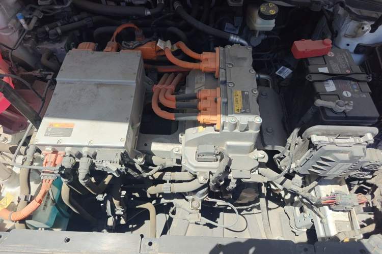 Used Geometry A 2019 Upgraded Model High-Performance Standard Range Power Cube Version Engine Bay Left