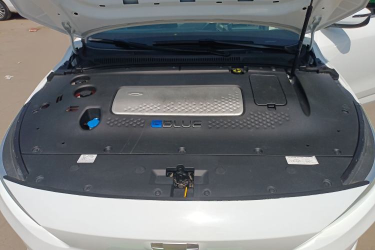Used Geometry A 2019 Upgraded Model High-Performance Standard Range Power Cube Version Engine Bay