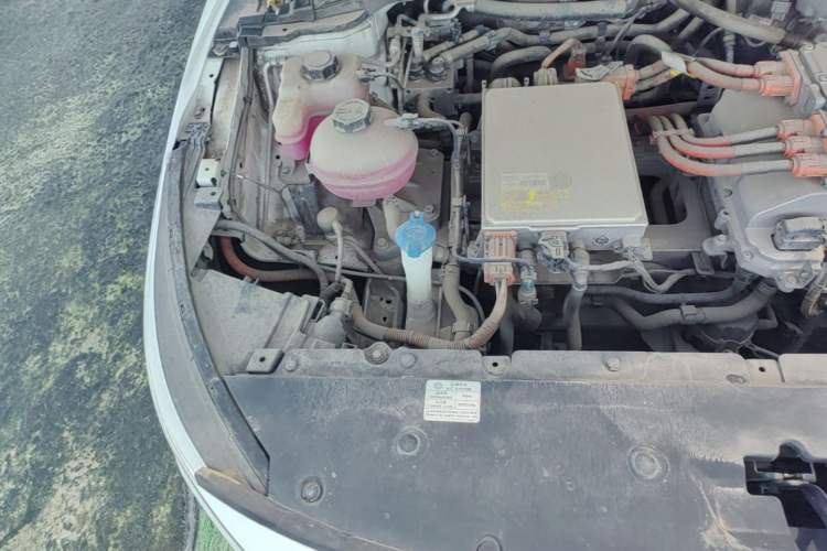 Used Geometry A 2019 High-Value Standard Range Square Edition Engine Bay Right