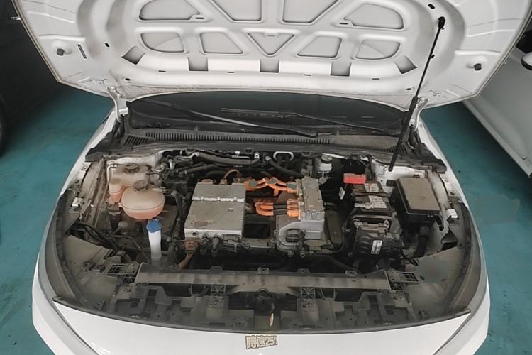 Used Geometry A 2019 High-Performance Standard Range Power Edition Engine Bay