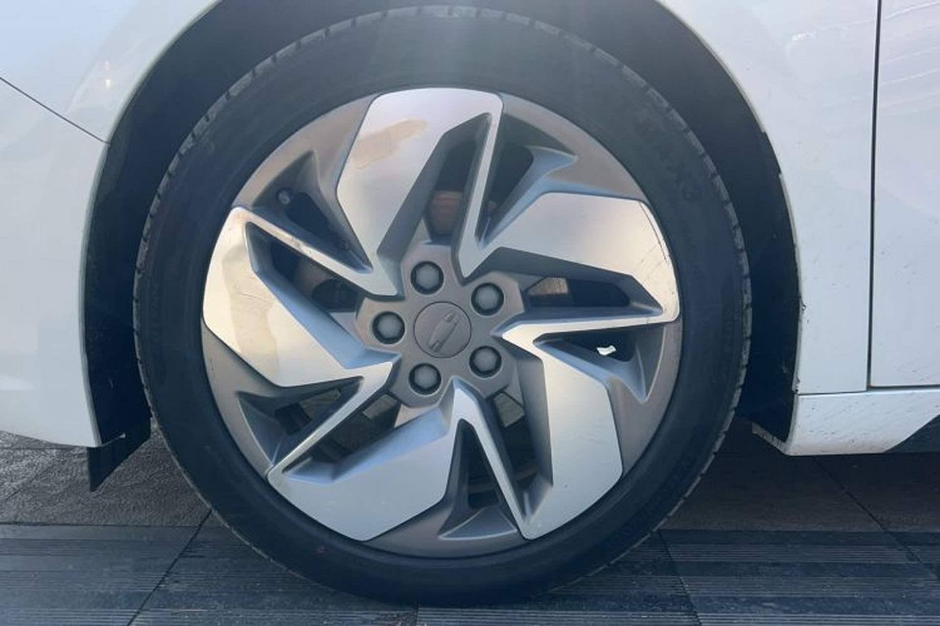 Used Geometry A 2019 High-Performance Standard Range Power Edition Exterior 7