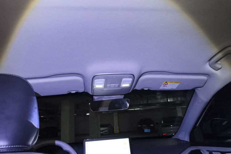 Used Geometry A 2019 High-Value Standard Range Square Edition Headliner