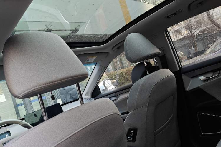 Used Geometry A 2019 High-Performance Standard Range Power Edition Headliner