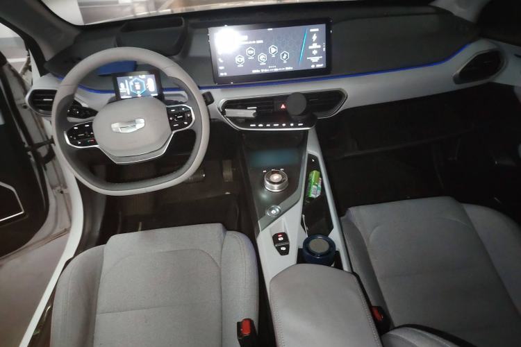 Used Geometry A 2019 Upgraded Model High-Performance Standard Range Power Cube Version Interior 2