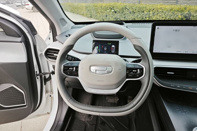 Used Geometry A 2019 Upgraded Model High-Energy Ultra-Long Range – PowerCube Version Interior 2