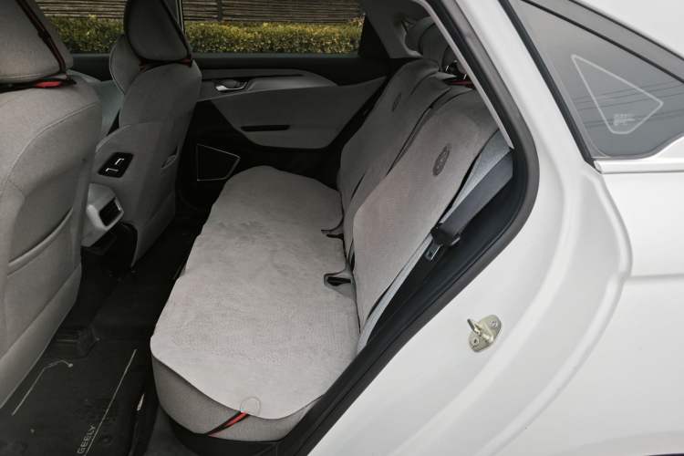 Used Geometry A 2019 Upgraded Model High-Energy Ultra-Long Range – PowerCube Version Interior 7