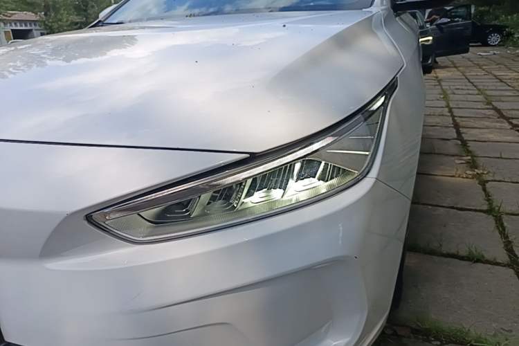 Used Geometry A 2019 Upgraded Model High-Dimensional Standard Range Cube Edition Left Front Headlight