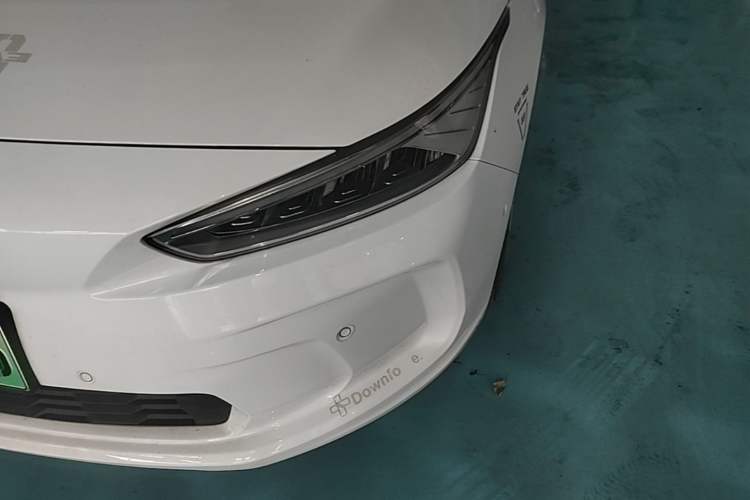 Used Geometry A 2019 High-Performance Standard Range Power Edition Left Front Headlight