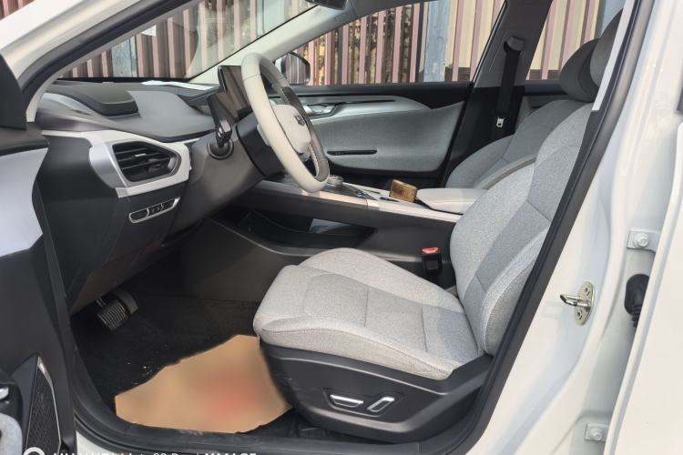 Used Geometry A 2019 Upgraded Model High-Energy Ultra-Long Range Cube Version Left Front Seat