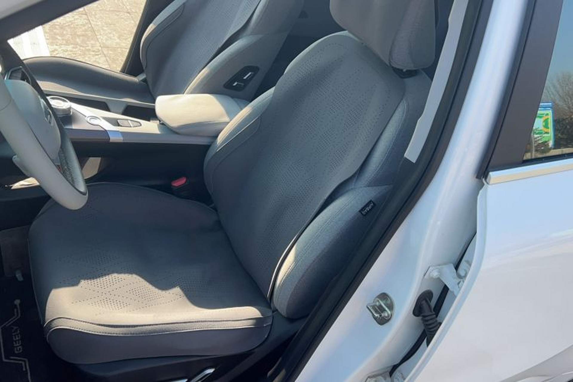 Used Geometry A 2019 High-Performance Standard Range Power Edition Left Front Seat