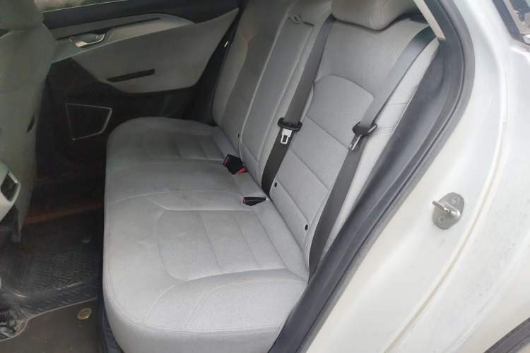 Used Geometry A 2019 High-Performance Standard Range Power Edition Left Rear Seat