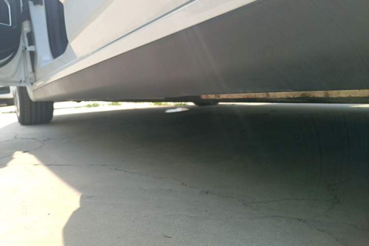Used Geometry A 2019 Upgraded Model High-Performance Standard Range Power Cube Version Left Side Sill