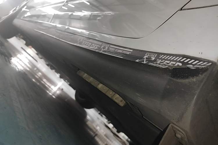 Used Geometry A 2019 High-Performance Standard Range Power Edition Left Side Sill