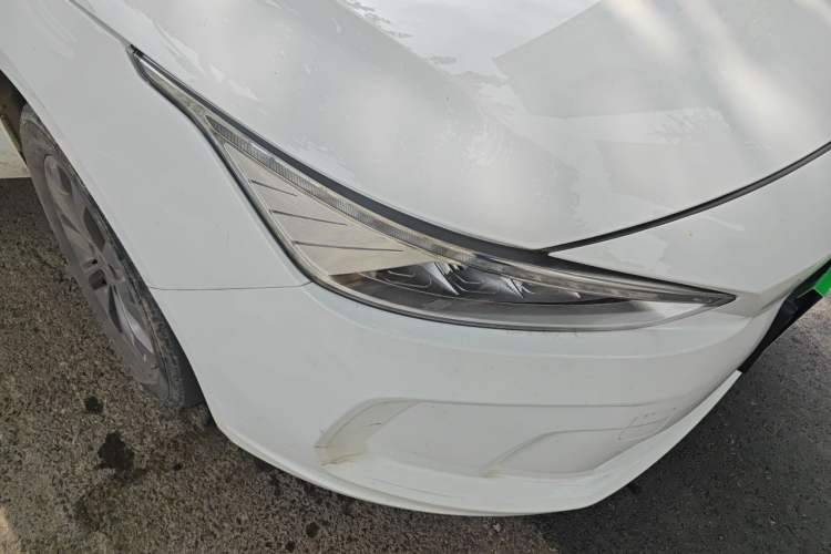 Used Geometry A 2019 Upgraded Model High-Resolution Standard Range Square Edition Right Front Headlight