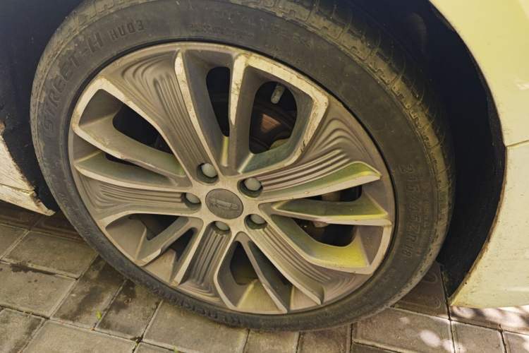 Used Geometry A 2019 High-Value Standard Range Cube Edition Right Front Wheel Hub