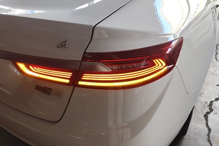 Used Geometry A 2019 Upgraded Model High-Dimensional Standard Range Cube Edition Right Rear Taillight