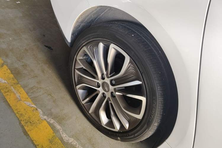 Used Geometry A 2019 Upgraded Model High-Dimensional Standard Range Cube Edition Right Rear Wheel Hub