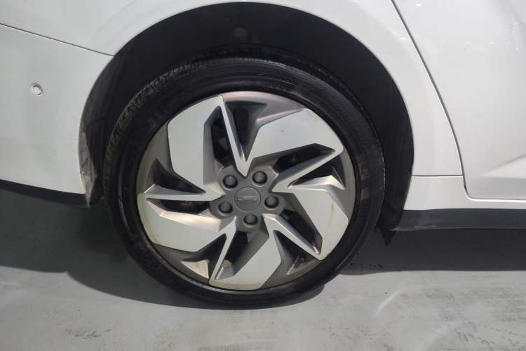 Used Geometry A 2019 Upgraded Model High-Performance Standard Range Power Cube Version Right Rear Wheel Hub