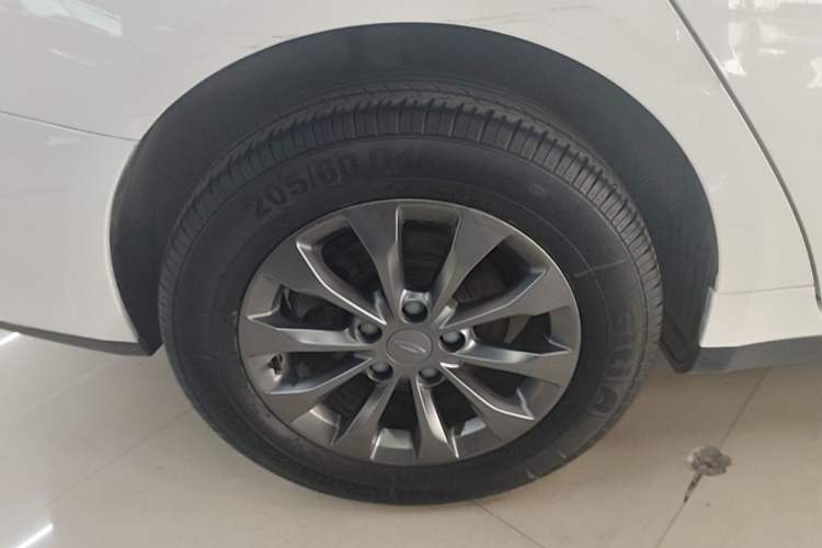 Used Geometry A 2019 Upgraded Model High-Resolution Standard Range Square Edition Right Rear Wheel Hub
