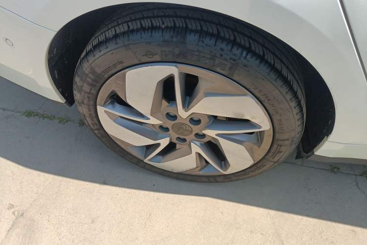 Used Geometry A 2019 Upgraded Model High-Performance Standard Range Power Cube Version Right Rear Wheel Hub