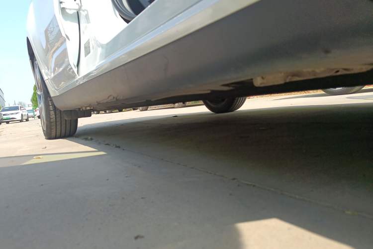 Used Geometry A 2019 Upgraded Model High-Performance Standard Range Power Cube Version Right Side Sill