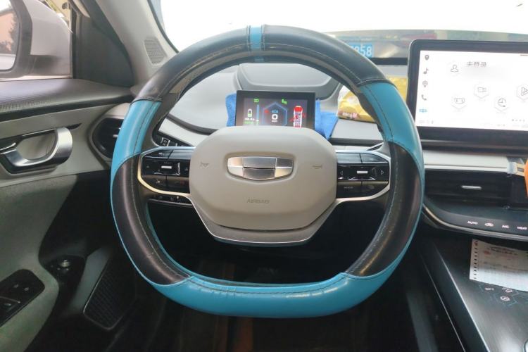 Used Geometry A 2019 High-Performance Standard Range Power Edition Steering Wheel
