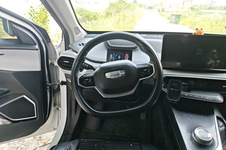 Used Geometry A 2019 Upgraded Model High-Resolution Standard Range Square Edition Steering Wheel