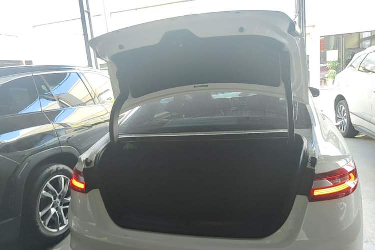 Used Geometry A 2019 Upgraded Model High-Dimensional Standard Range Cube Edition Trunk