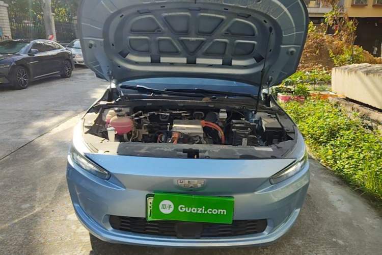 Used Geometry A 2021 Pro Enhanced High-Efficiency Range Version 600 km A600 Cubic Edition Engine Bay