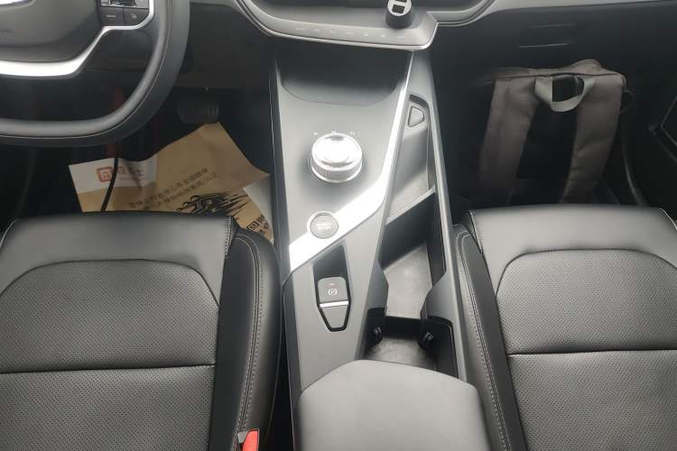 Used Geometry A 2021 Pro Enjoy High-Dimensional Range Edition 430 km A430 Square Version Gear Lever