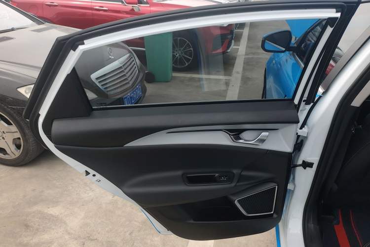 Used Geometry A 2021 Pro Enjoy High-Dimensional Range Edition 430 km A430 Square Version Interior 8