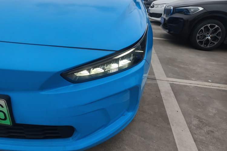 Used Geometry A 2021 Pro Enjoy High-Dimensional Range Edition 430 km A430 Square Version Left Front Headlight
