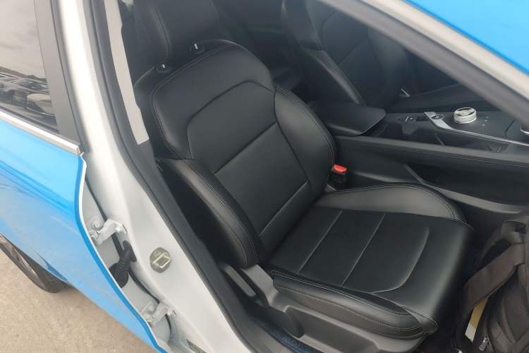 Used Geometry A 2021 Pro Enjoy High-Dimensional Range Edition 430 km A430 Square Version Right Front Seat