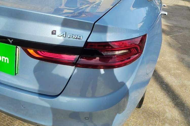 Used Geometry A 2021 Pro Enhanced High-Efficiency Range Version 600 km A600 Cubic Edition Right Rear Taillight