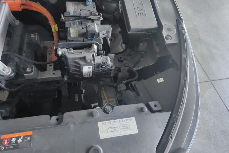 Used Geometry A 2021 Pro Enhanced High-Efficiency Range Version 600 km A600 Cubic Edition Engine Bay Left