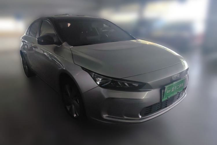 Used Geometry A 2021 Pro Enhanced High-Efficiency Range Version 600 km A600 Cubic Edition Front Right 45 Deg