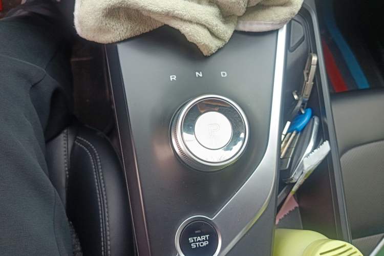 Used Geometry A 2021 Pro Enjoy High-Dimensional Range Edition 430 km A430 Square Version Gear Lever