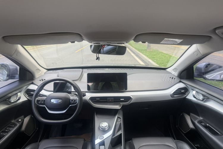 Used Geometry A 2021 Pro Enjoy High-Dimensional Range Edition 430 km A430 Square Version Headliner