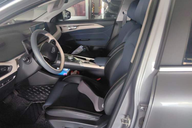 Used Geometry A 2021 Pro Enhanced High-Efficiency Range Version 600 km A600 Cubic Edition Left Front Seat