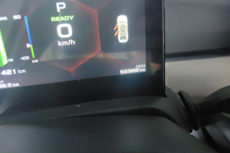 Used Geometry A 2021 Pro Enhanced High-Efficiency Range Version 600 km A600 Cubic Edition Odometer Close Up