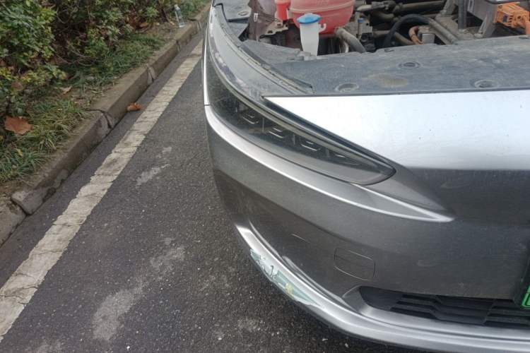 Used Geometry A 2021 Pro Enjoy High-Dimensional Range Edition 430 km A430 Square Version Right Front Headlight