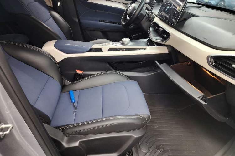 Used Geometry A 2021 Pro Enjoy High-Dimensional Range Edition 430 km A430 Cubic Version Right Front Seat