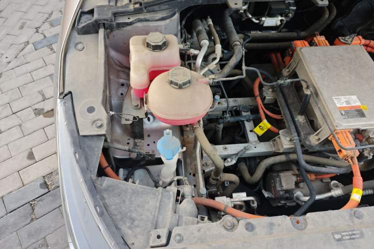 Used Geometry A 2021 Pro Enhanced High-Efficiency Range Version 600 km A600 Cubic Edition Engine Bay Right